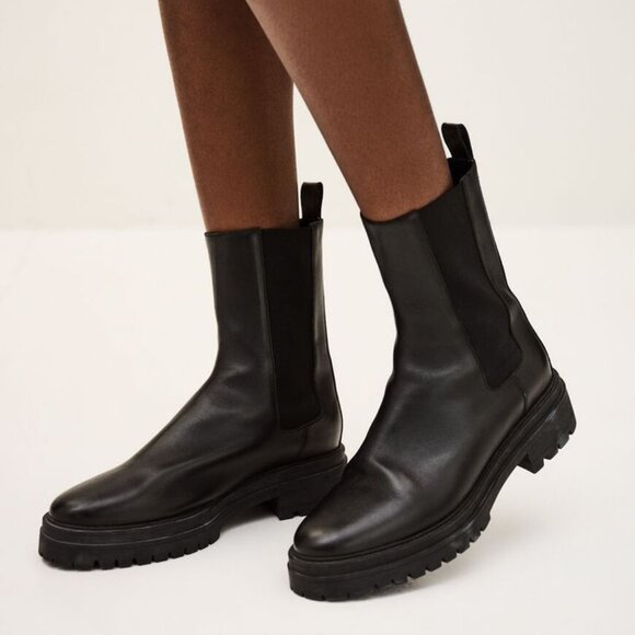 ba&sh Coda Leather Chelsea Boots Black Size 39 Minimalist Luxe - Picture 1 of 6